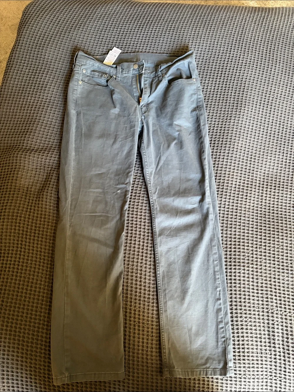 Levi's Men 514 31x30 Straight Leg Jeans in Light navy blue chino pants